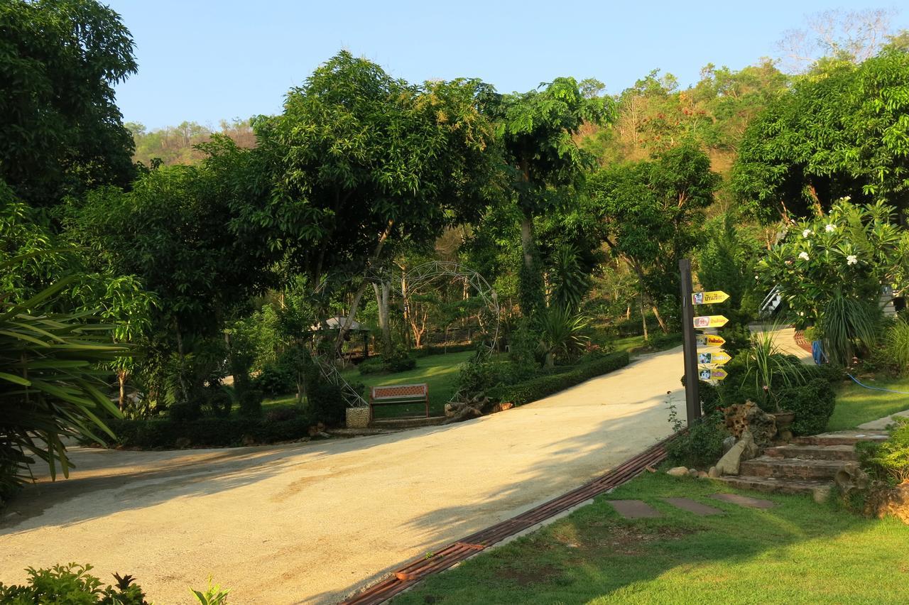 Suriyan Villa Kanchanaburi by Eksteriør bilde